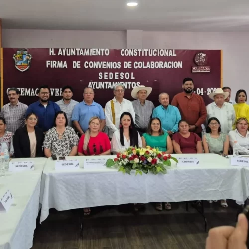 Participa ayuntamiento de San Andrés Tuxtla en firma de convenio de colaboración con SEDESOL
