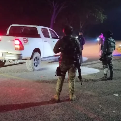 Ataque armado durante partido de futbol en Huimanguillo deja un muerto y un herido