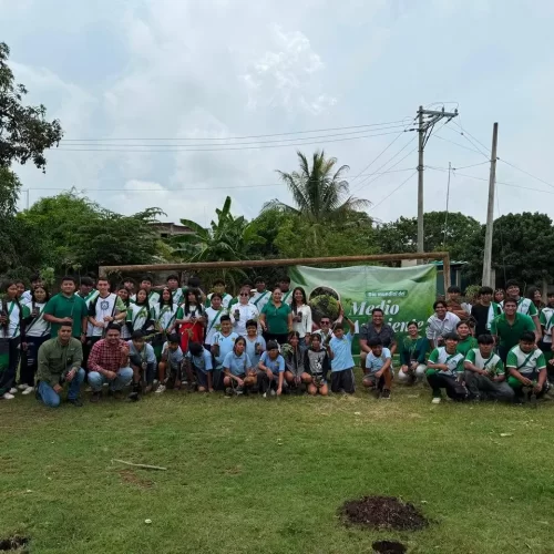 Promueven conciencia ambiental y reforestación en Cuesta de Laja por el Día Mundial del Medio Ambiente