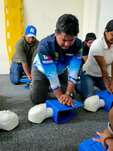 Capacitan a prestadores de servicios en materia de Protección Civil en San Andrés Tuxtla