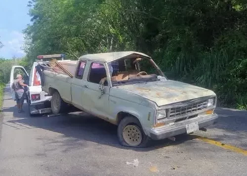 Accidente carretero cobra la vida de comerciante de mojarras en Playa Vicente