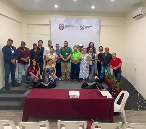 Personal del Ayuntamiento de San Andrés Tuxtla se capacita para atender varamientos de fauna marina