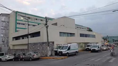 Familia pide investigar atención médica tras pérdida de bebé en hospital del IMSS en Córdoba
