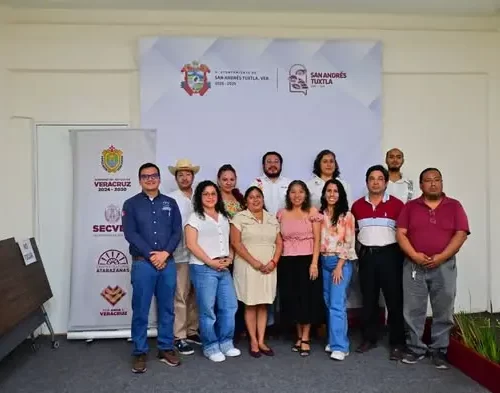 Concluyen certificación de promotores culturales para fortalecer tradiciones de San Andrés Tuxtla