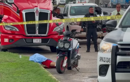 Asesinan a hombre a balazos cerca de gasolinera en Cosoleacaque