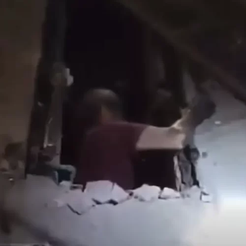 Rescatan a hombre que cayó a drenaje y sobrevivió más de 8 horas en Apodaca