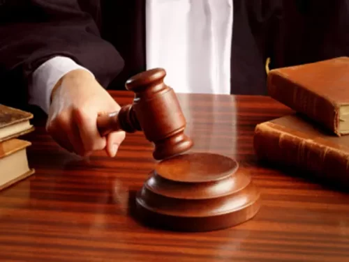 Sancionan a 39 personas servidoras públicas por cometer faltas graves y no graves