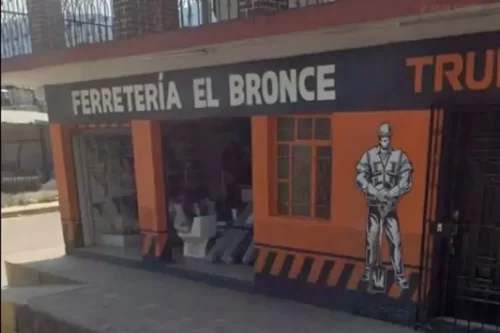 Asesinan a empresario ferretero y a su esposa dentro de su vivienda en Ixhuatlán del Café