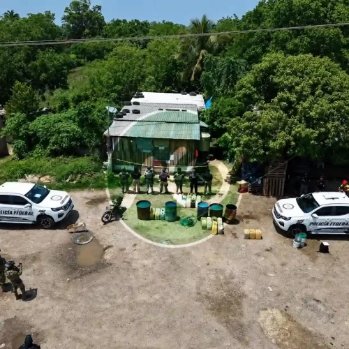 Aseguran huachicol durante cateo de la FGR en Sayula; es el segundo operativo en menos de una semana